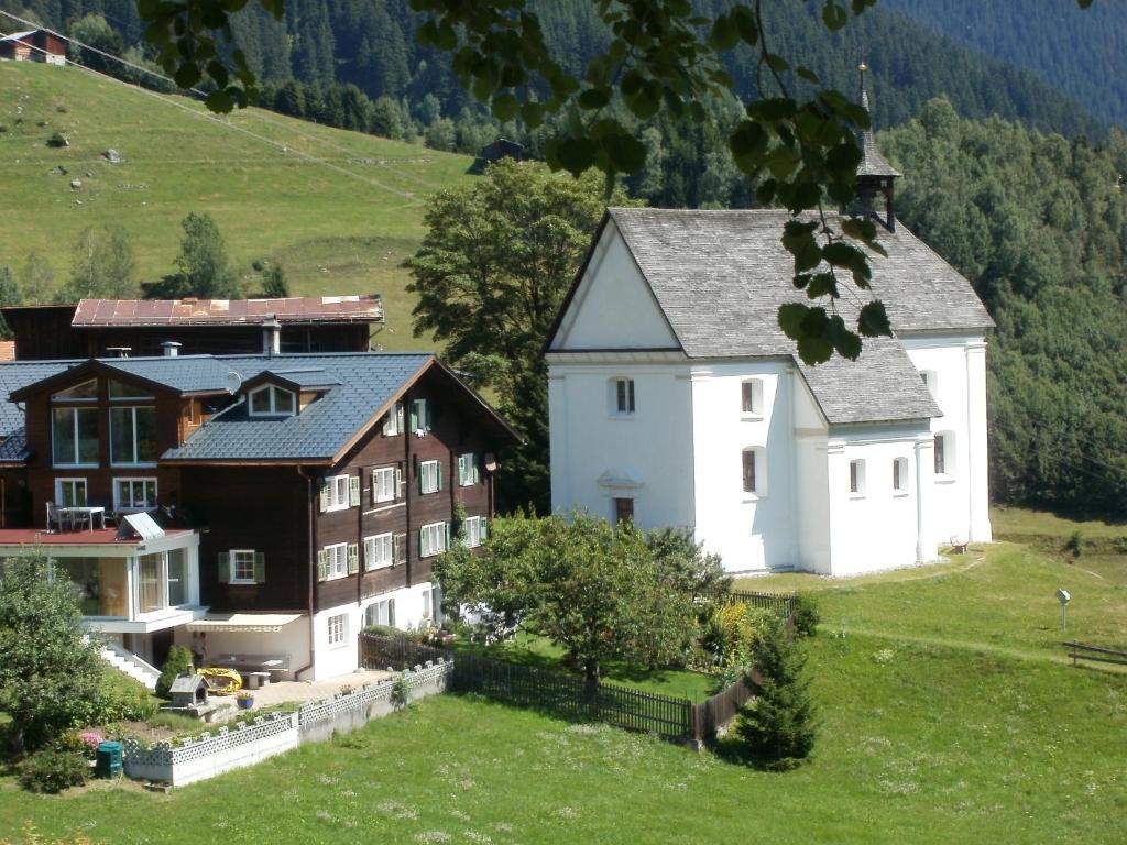 Hotel Pez Ault Disentis Ngoại thất bức ảnh