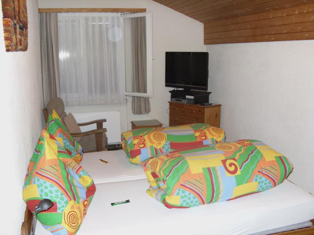 Hotel Pez Ault Disentis Phòng bức ảnh