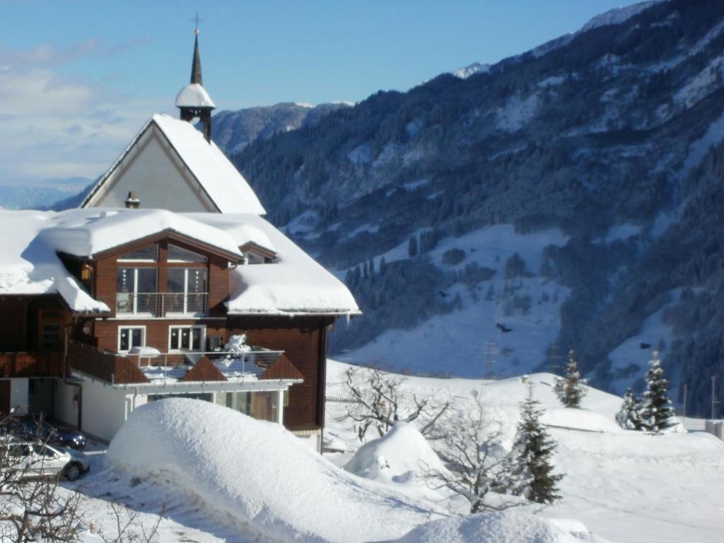 Hotel Pez Ault Disentis Ngoại thất bức ảnh