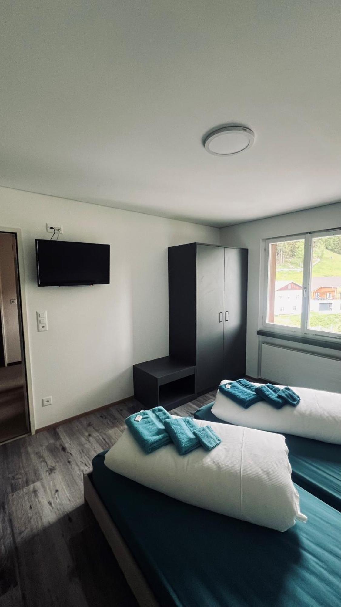 Hotel Pez Ault Disentis Ngoại thất bức ảnh